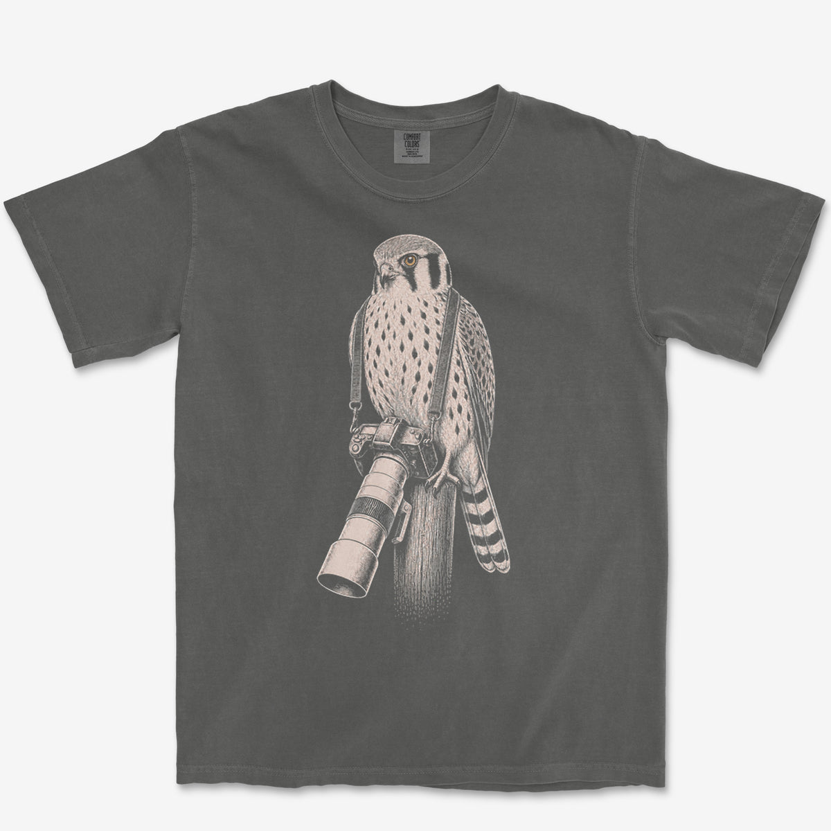 Long Lens Kestrel Tee — pepper