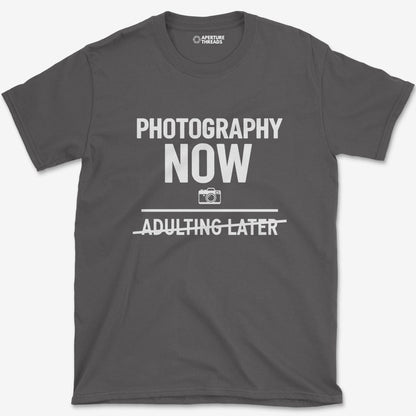 T-Shirt Charcoal / S Photography Now T-Shirt